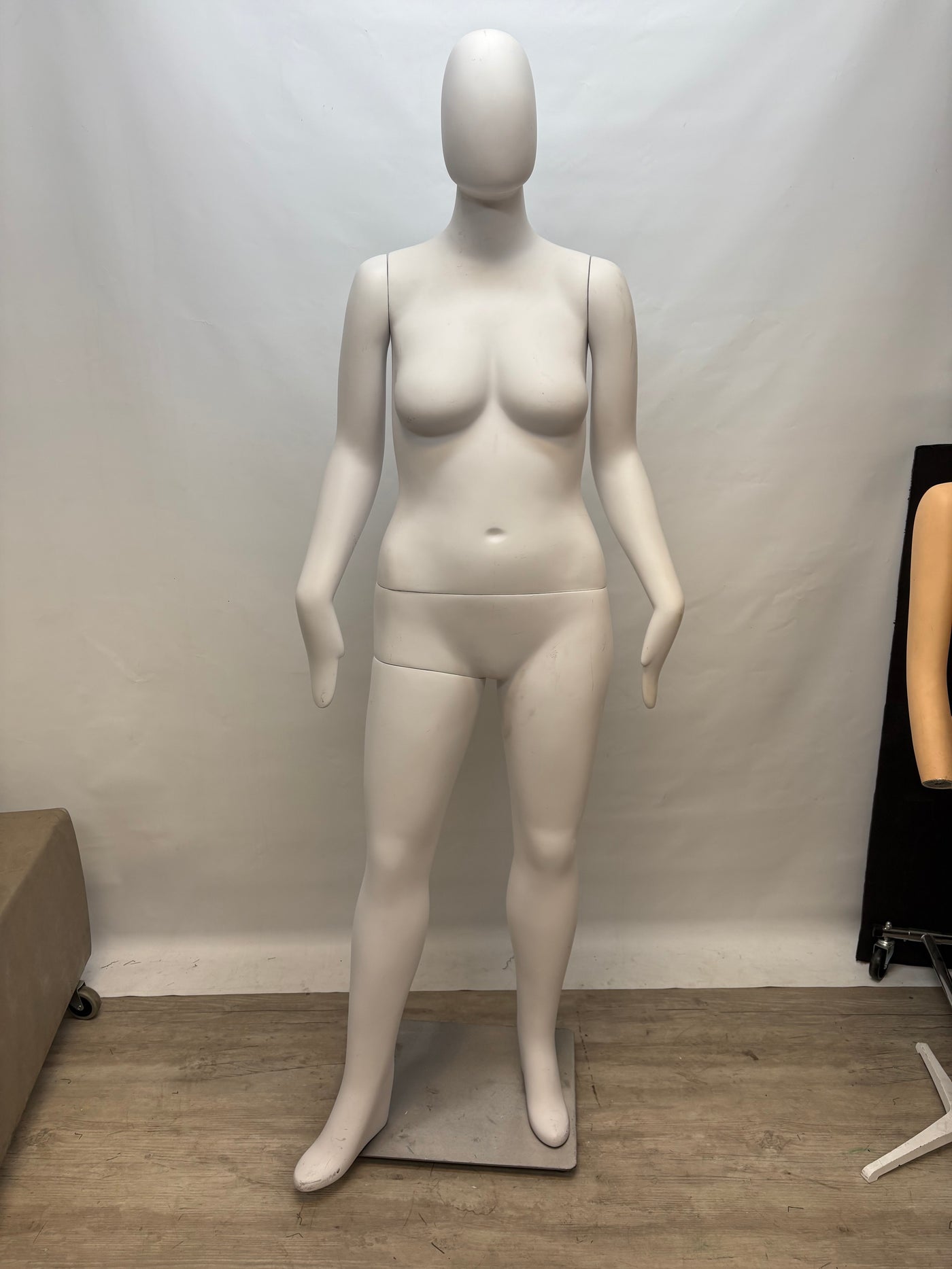 Used Female Egghead Mannequin with Abs