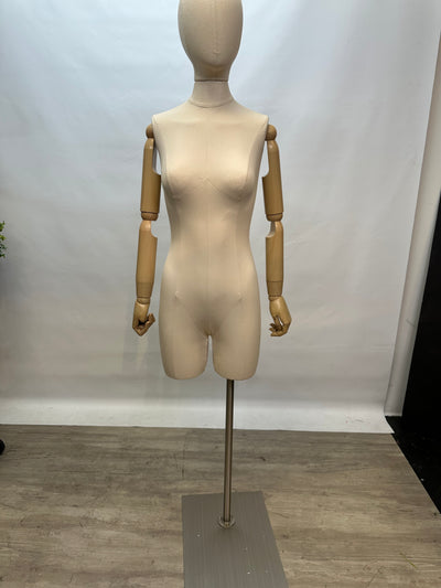 Nearly New Female Dress Form with Detachable Head