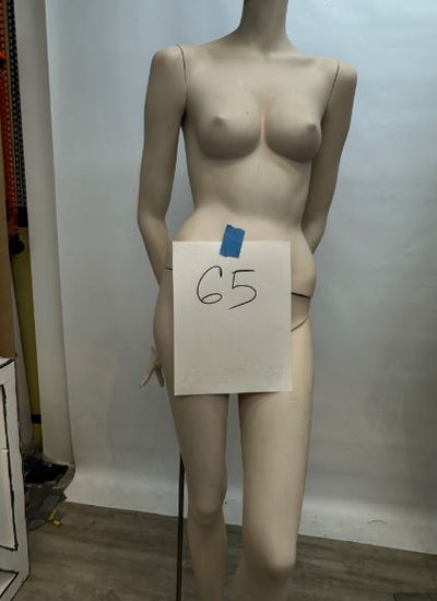 ﻿Used Female Adel Rootstein Mannequin - Calendar Girl G5