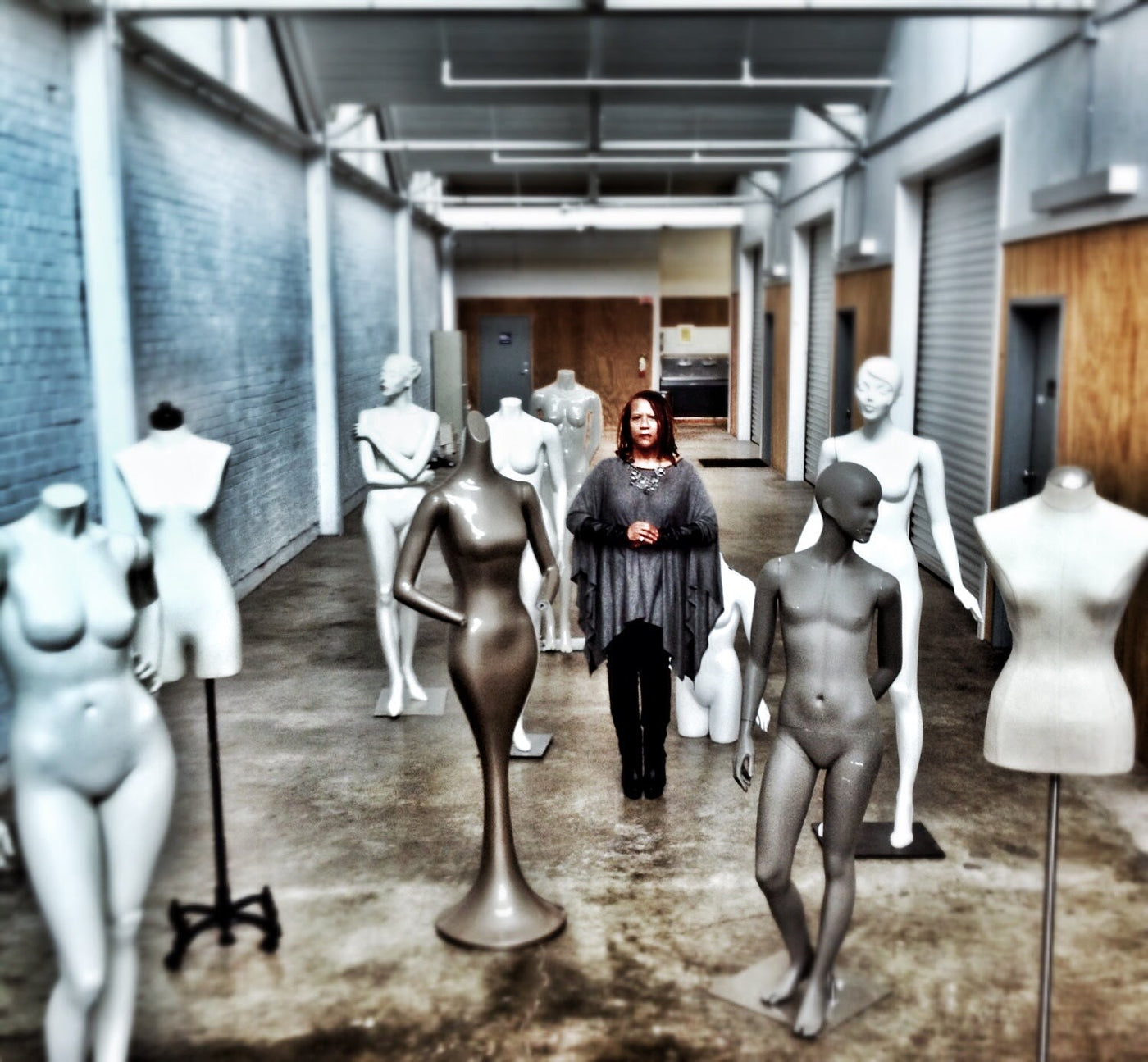 Mannequin Warehouse Rental