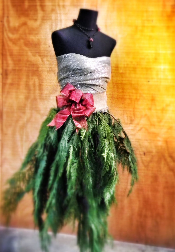 eBook Tutorial: Dress Form Christmas Tree - Flirty Style – Mannequin Madness