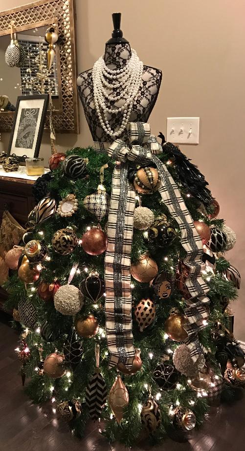 eBook Tutorial: Dress Form Christmas Tree - Grand Diva Style